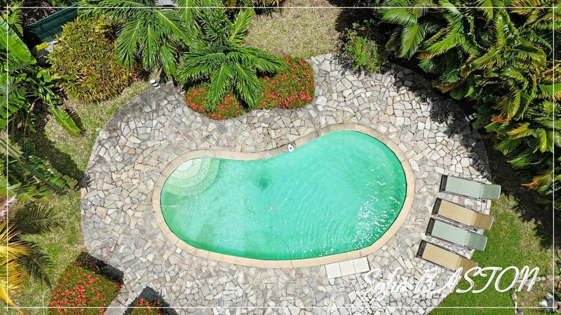 Maison - 231 m² - 7 pièces