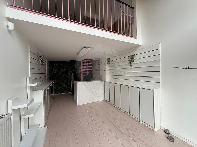 Local commercial - 60 m² - 3 pièces