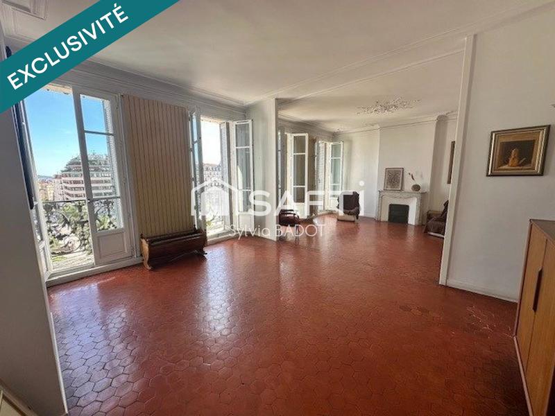 Appartement - 136 m² - 5 pièces