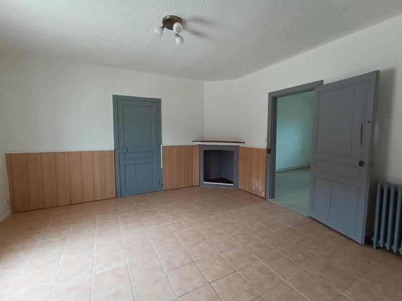 Maison traditionnelle - 75 m² - 4 pièces