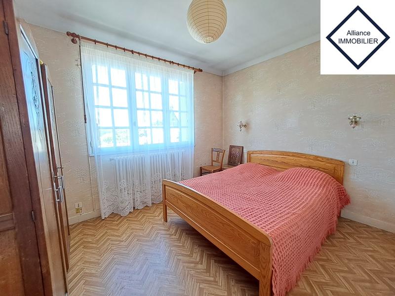 Maison - 80 m² - 5 pièces