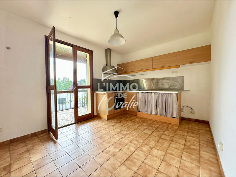 Maison - 221 m² - 10 pièces