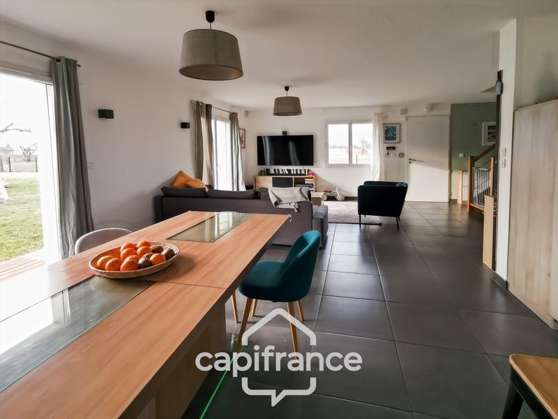 Maison - 180 m² - 7 pièces