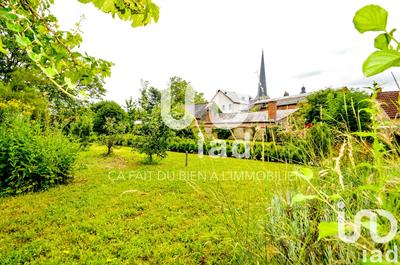 Maison - 330 m² - 8 pièces