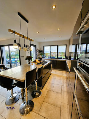 Maison - 190 m² - 6 pièces