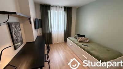 Chambre - 10 m² - 1 pièce