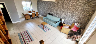 Maison - 93 m² - 5 pièces