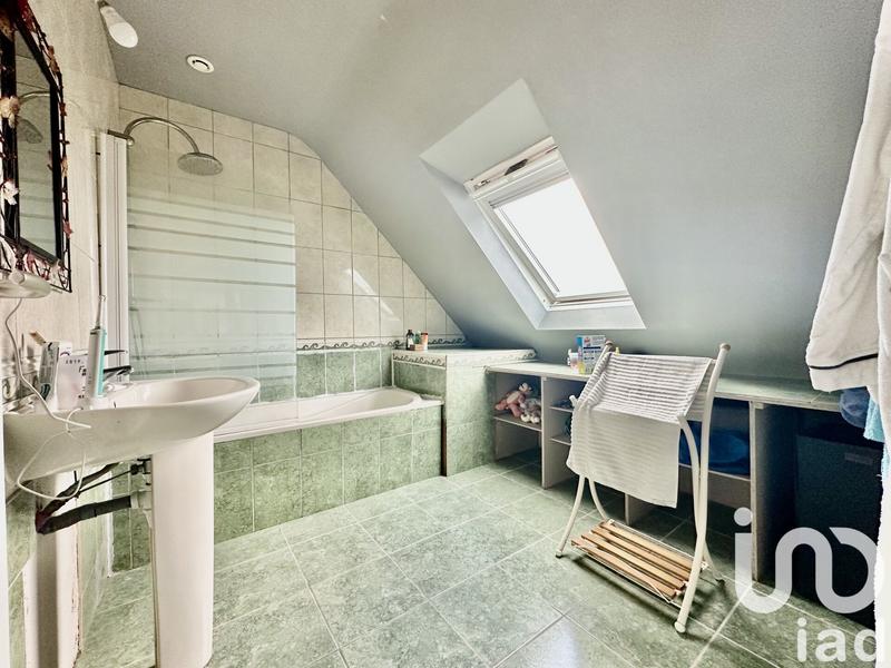 Maison - 151 m² - 7 pièces