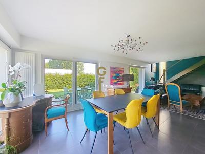 Maison - 169 m² - 5 pièces