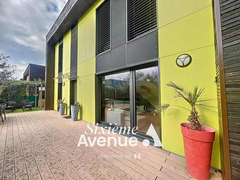 Maison - 85 m² - 4 pièces