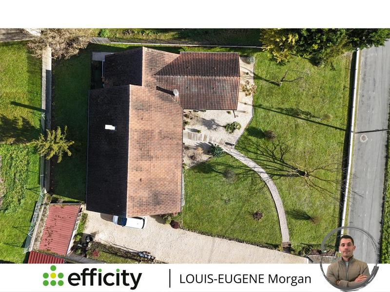 Pavillon - 162 m² - 7 pièces