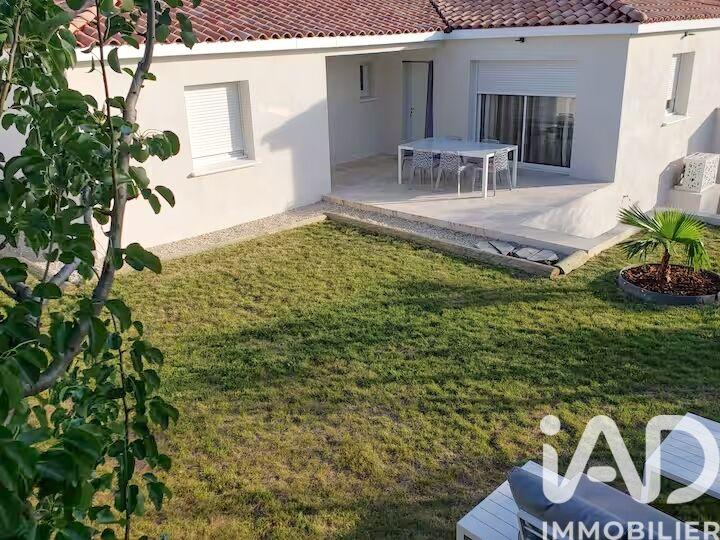 Maison - 93 m² - 5 pièces