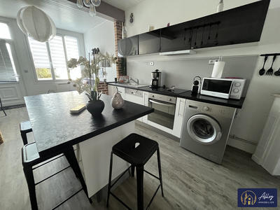Maison - 95 m² - 4 pièces