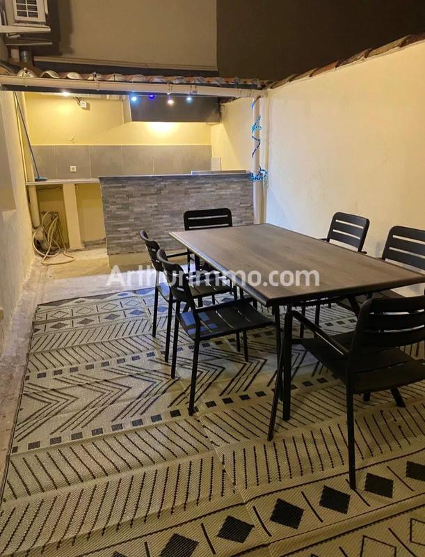 Appartement - 90 m² - 3 pièces