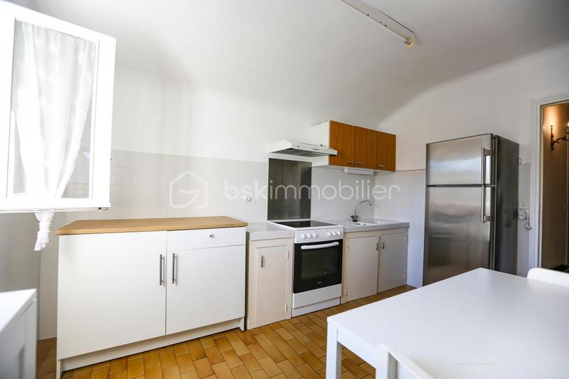 Maison - 181 m² - 6 pièces