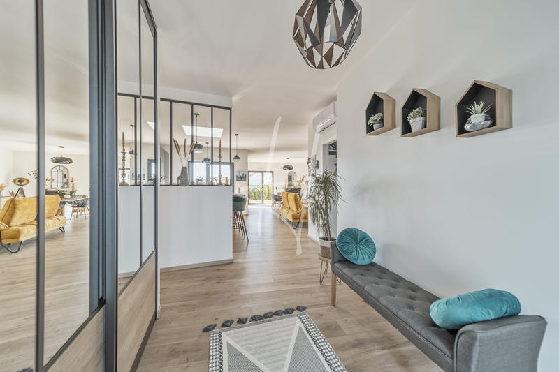 Maison - 138 m² - 5 pièces