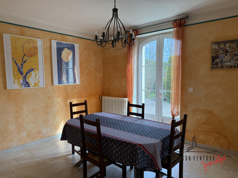 Maison - 182 m² - 7 pièces