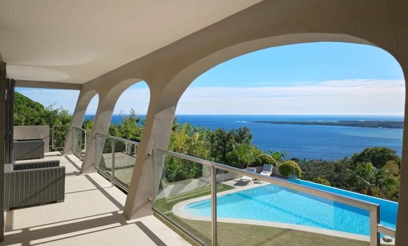 Villa - 350 m² - 9 pièces