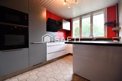 Appartement - 82 m² - 4 pièces