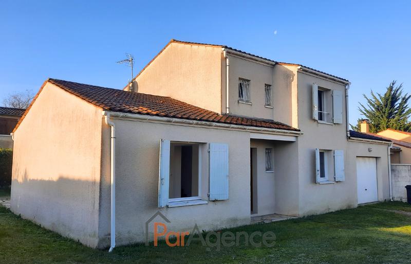 Maison - 88 m² - 4 pièces