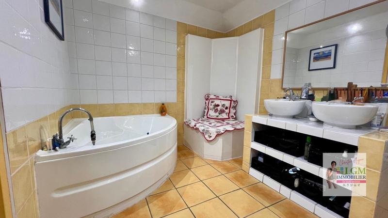 Gîte - 253 m² - 5 pièces