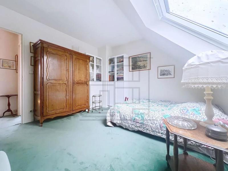 Appartement - 103 m² - 6 pièces