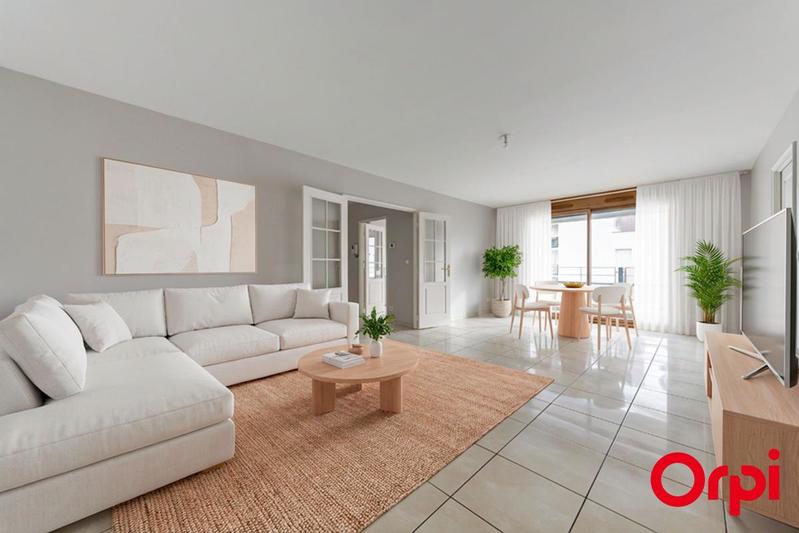 Appartement - 106 m² - 5 pièces