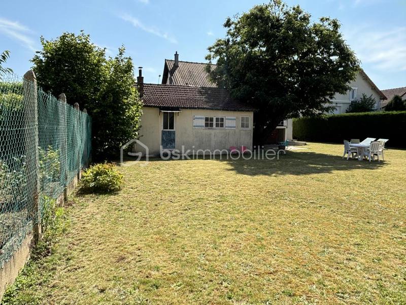 Maison traditionnelle - 110 m² - 5 pièces