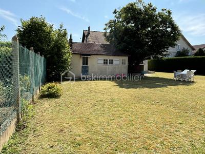 Maison traditionnelle - 110 m² - 5 pièces