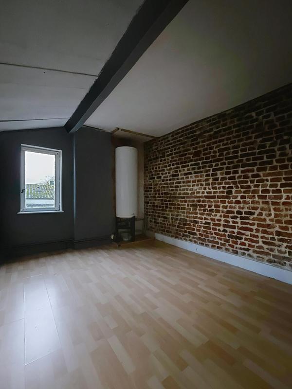 Maison - 90 m² - 6 pièces