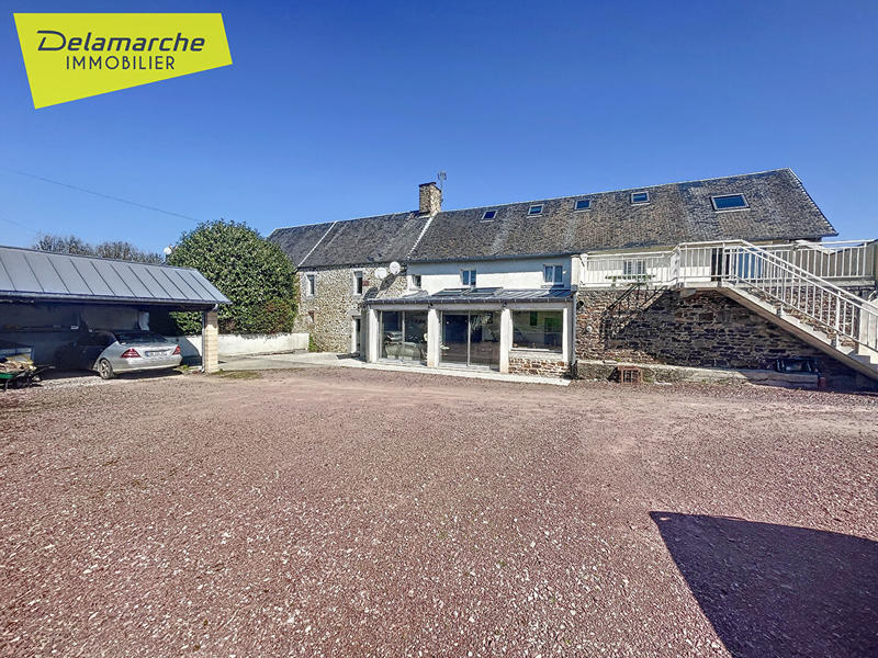 Maison - 268 m² - 11 pièces