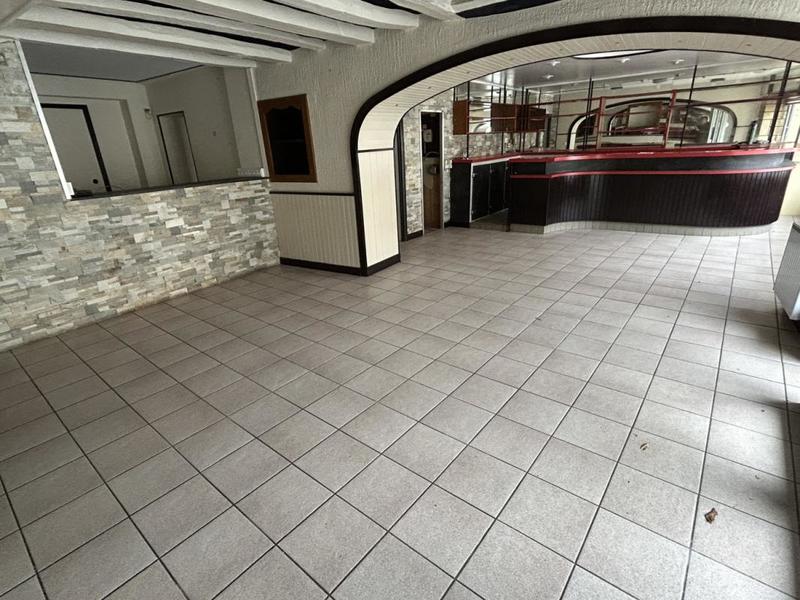 Local commercial - 399 m²