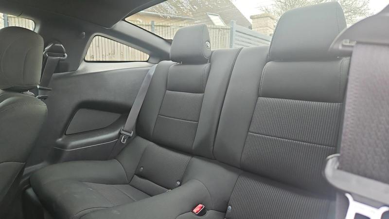 Ford Mustang Coupe 3.7 V6 305 Fastback