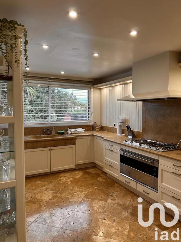 Maison - 142 m² - 5 pièces