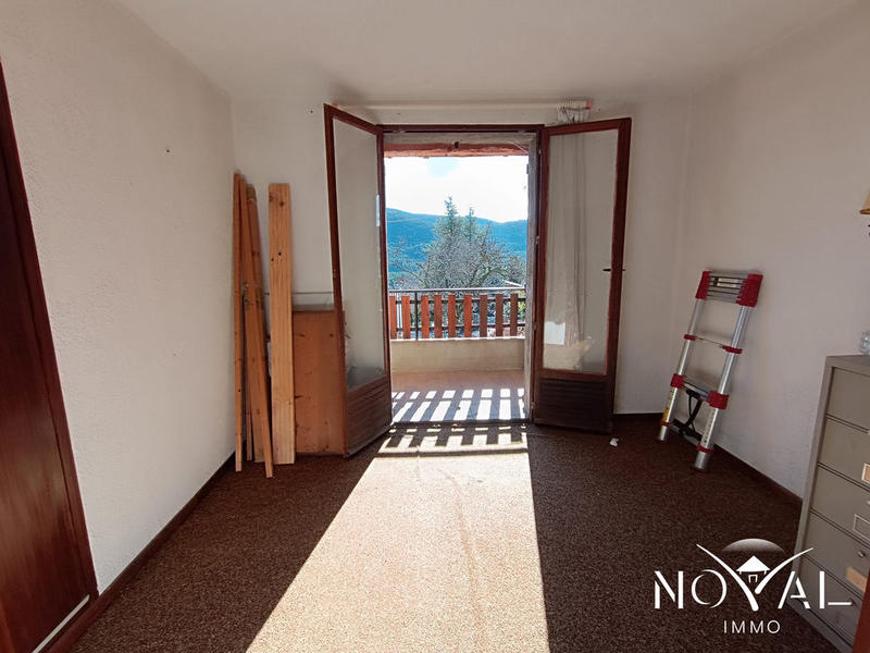 Maison - 92 m² - 4 pièces