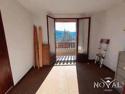 Maison - 92 m² - 4 pièces