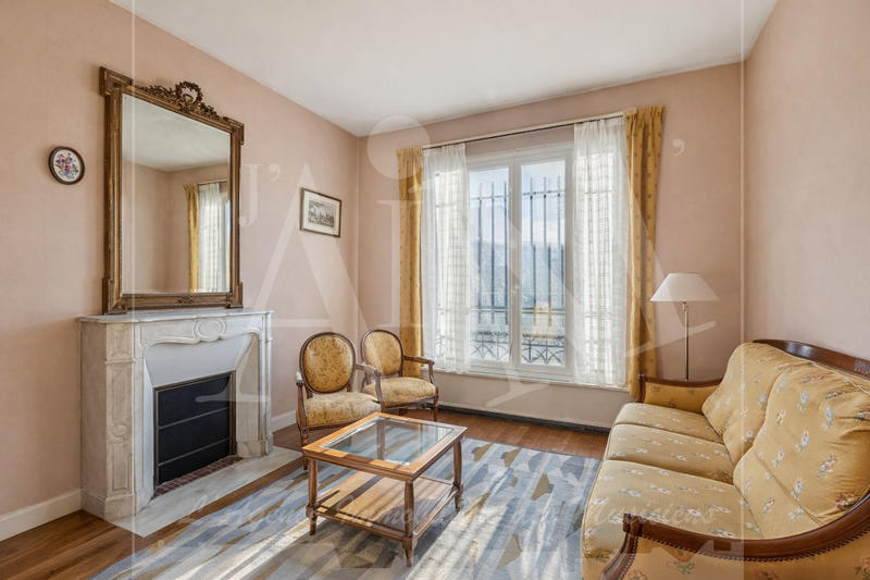 Maison - 148 m² - 7 pièces