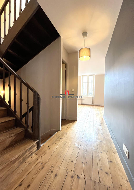 Appartement - 83 m² - 3 pièces