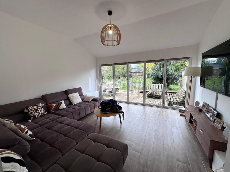 Maison - 200 m² - 7 pièces