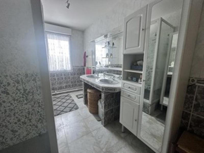 Pavillon - 135 m² - 6 pièces