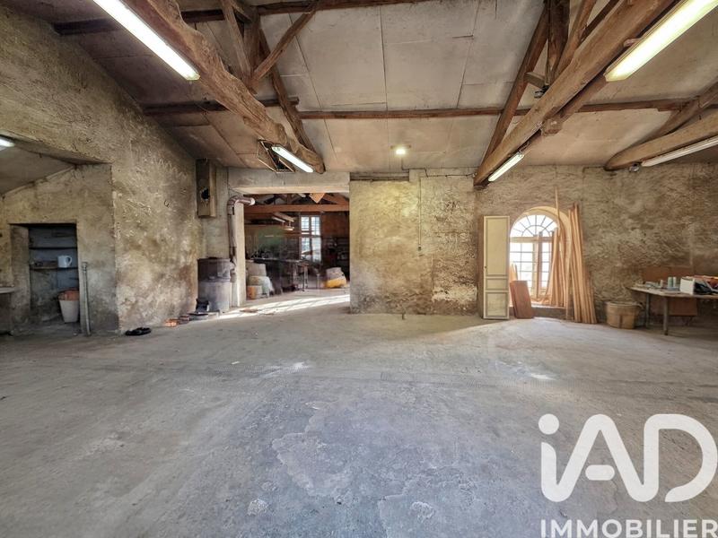 Maison - 190 m² - 2 pièces