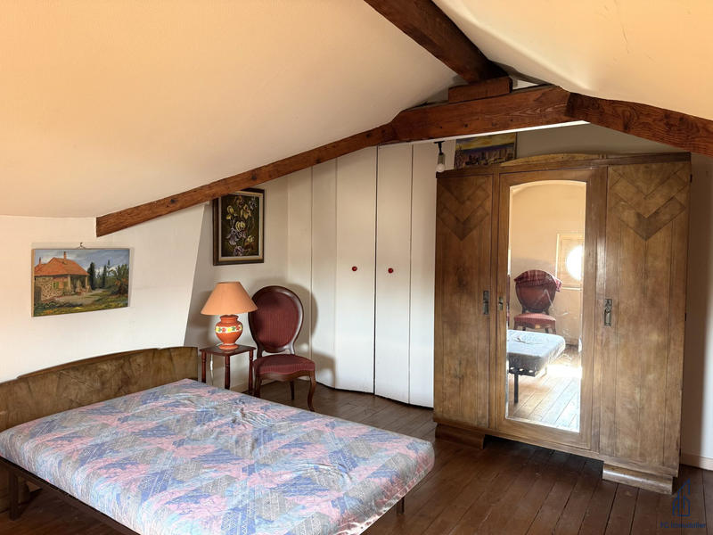 Maison ancienne - 183 m² - 6 pièces