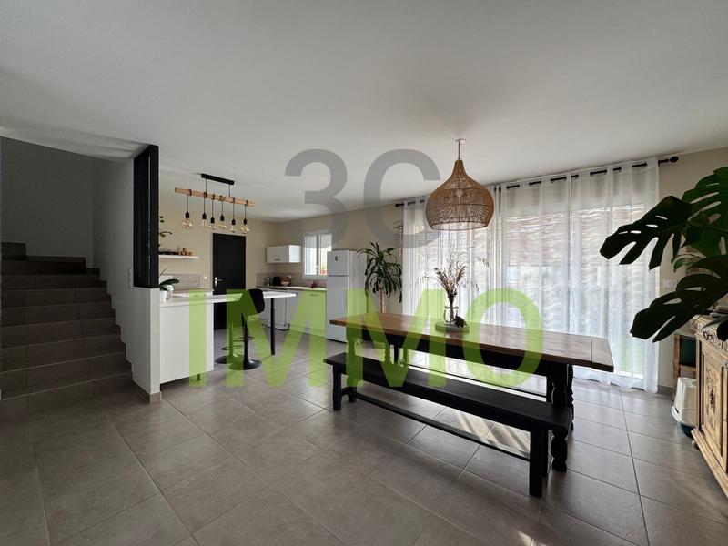 Maison - 100 m² - 4 pièces