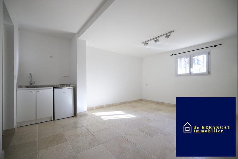 Maison traditionnelle - 160 m² - 7 pièces