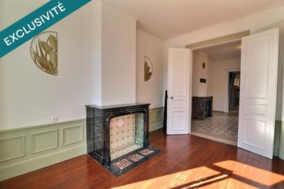 Maison - 187 m² - 8 pièces