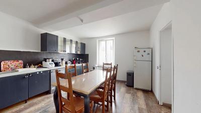 Maison - 166 m² - 6 pièces