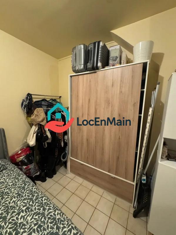 Studio - 25 m² - 1 pièce