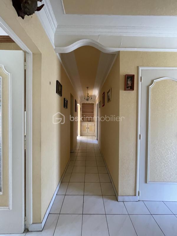 Maison traditionnelle - 102 m² - 4 pièces