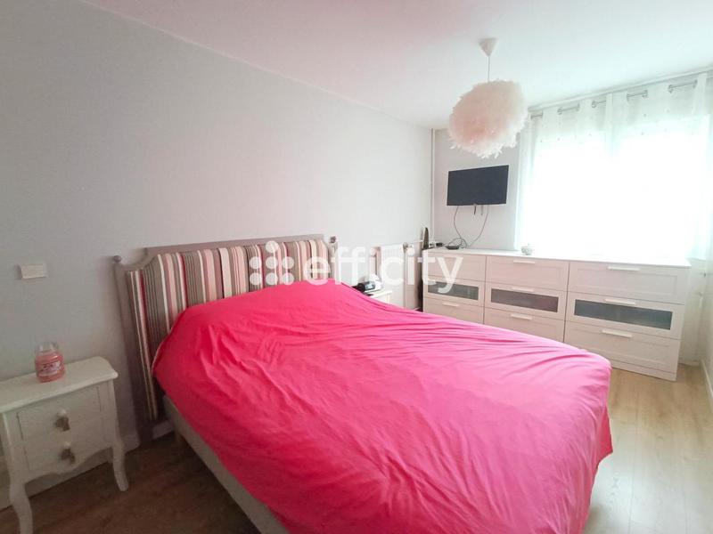 Appartement - 94 m² - 5 pièces