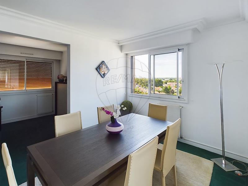 Appartement - 172 m² - 7 pièces